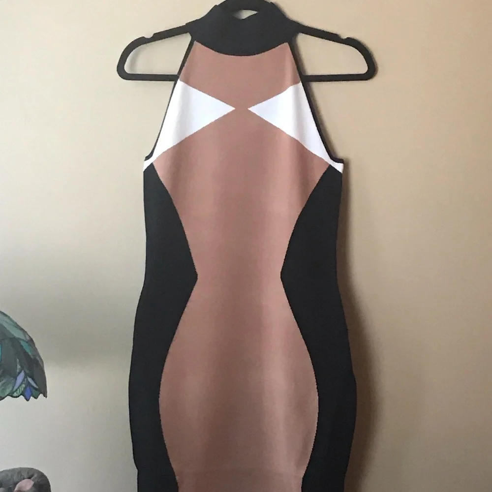 KENDALL & KYLIE DRESS NWT - Picture 3 of 7